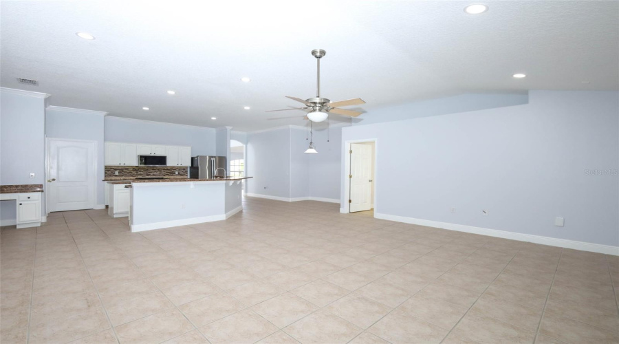 KISSIMMEE, Florida 34746, 4 Bedrooms Bedrooms, ,2 BathroomsBathrooms,Residential,For Sale,THE OAKS,0,MFRO6402511