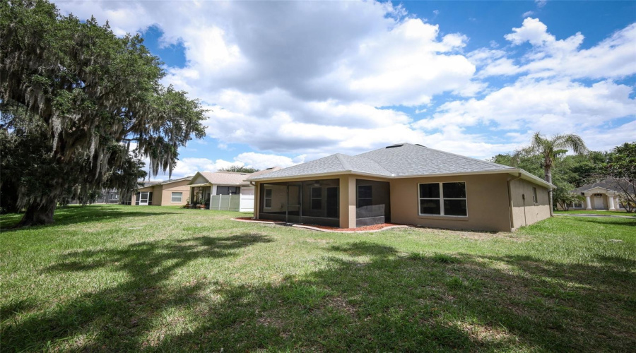 KISSIMMEE, Florida 34746, 4 Bedrooms Bedrooms, ,2 BathroomsBathrooms,Residential,For Sale,THE OAKS,0,MFRO6402511