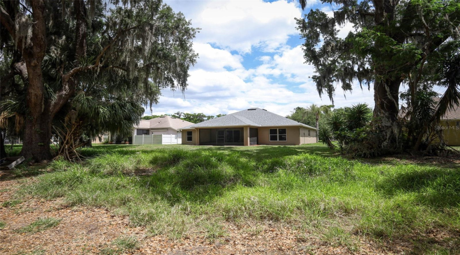 KISSIMMEE, Florida 34746, 4 Bedrooms Bedrooms, ,2 BathroomsBathrooms,Residential,For Sale,THE OAKS,0,MFRO6402511