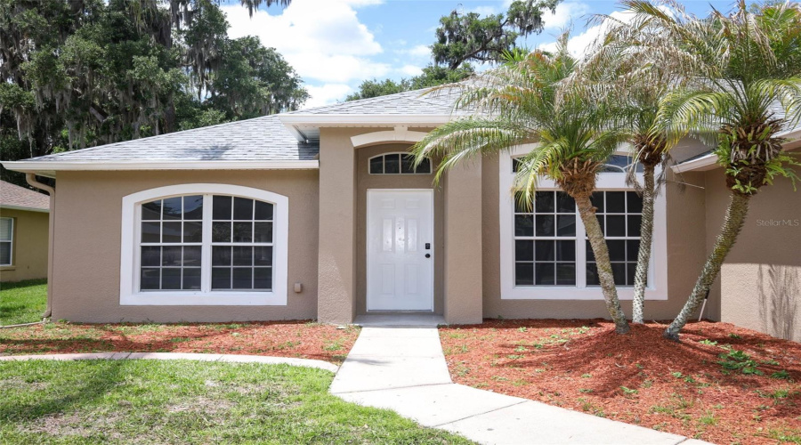 KISSIMMEE, Florida 34746, 4 Bedrooms Bedrooms, ,2 BathroomsBathrooms,Residential,For Sale,THE OAKS,0,MFRO6402511