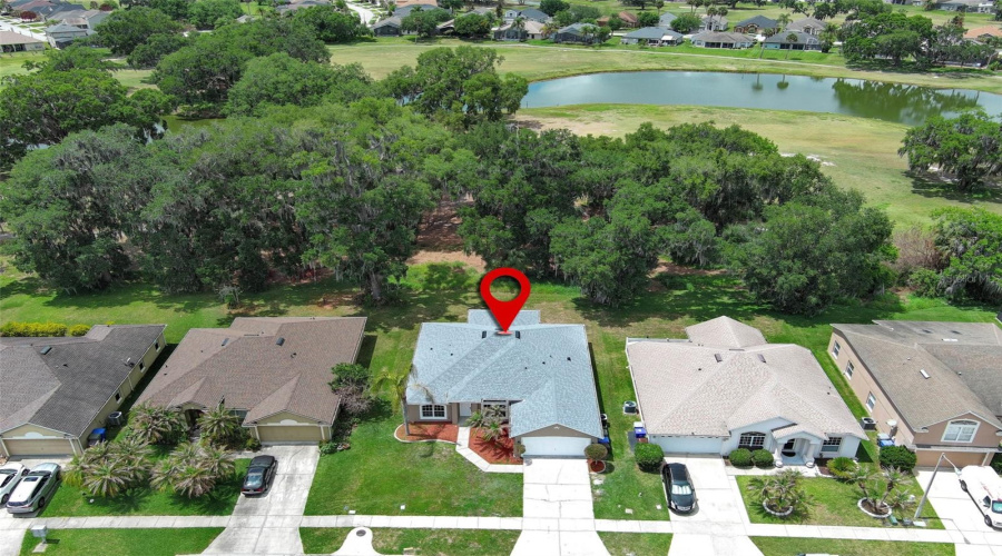 KISSIMMEE, Florida 34746, 4 Bedrooms Bedrooms, ,2 BathroomsBathrooms,Residential,For Sale,THE OAKS,0,MFRO6402511
