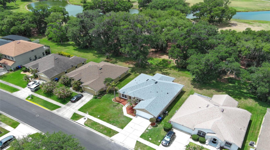 KISSIMMEE, Florida 34746, 4 Bedrooms Bedrooms, ,2 BathroomsBathrooms,Residential,For Sale,THE OAKS,0,MFRO6402511