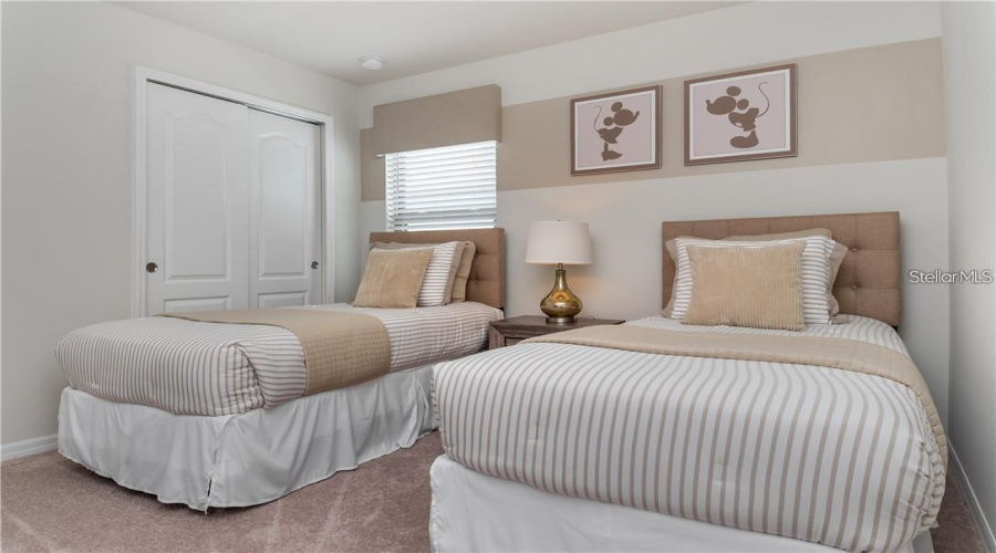 KISSIMMEE, Florida 34747, 7 Bedrooms Bedrooms, ,5 BathroomsBathrooms,Residential,For Sale,ZURICH,0,MFRO6402760