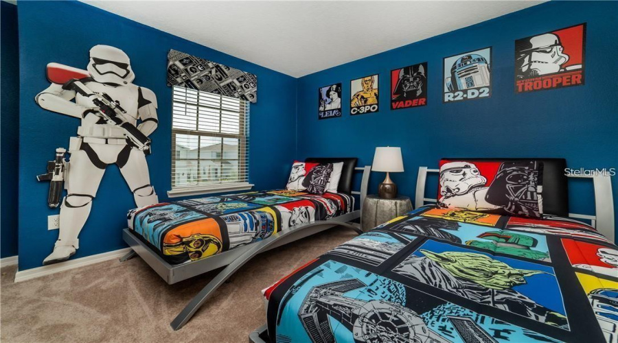 KISSIMMEE, Florida 34747, 7 Bedrooms Bedrooms, ,5 BathroomsBathrooms,Residential,For Sale,ZURICH,0,MFRO6402760