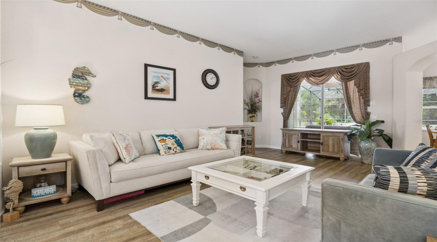 DAVENPORT, Florida 33897, 4 Bedrooms Bedrooms, ,3 BathroomsBathrooms,Residential,For Sale,PRESTWICK,0,MFRS5148743