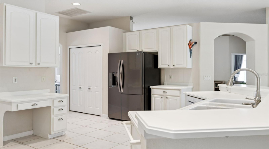 DAVENPORT, Florida 33897, 4 Bedrooms Bedrooms, ,3 BathroomsBathrooms,Residential,For Sale,PRESTWICK,0,MFRS5148743