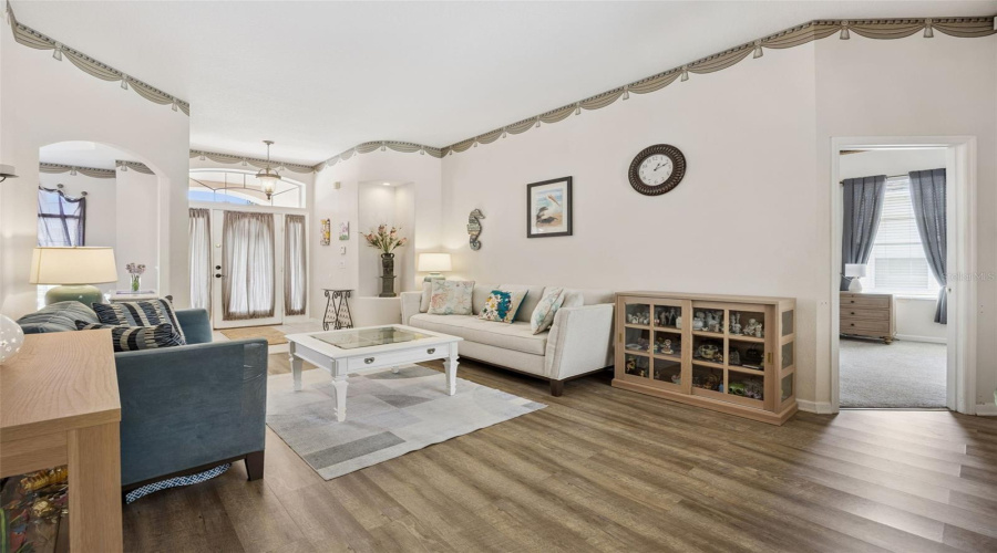 DAVENPORT, Florida 33897, 4 Bedrooms Bedrooms, ,3 BathroomsBathrooms,Residential,For Sale,PRESTWICK,0,MFRS5148743