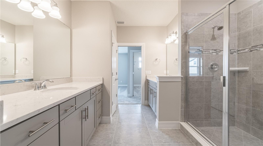 ORLANDO, Florida 32836, 3 Bedrooms Bedrooms, ,3 BathroomsBathrooms,Residential,For Sale,SWEET STAR,0,MFRO6402299