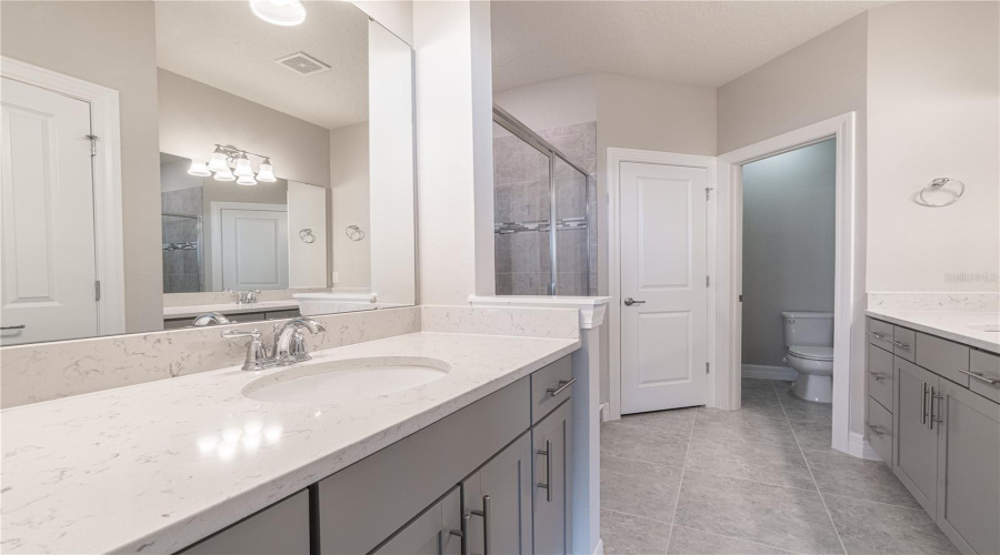 ORLANDO, Florida 32836, 3 Bedrooms Bedrooms, ,3 BathroomsBathrooms,Residential,For Sale,SWEET STAR,0,MFRO6402299