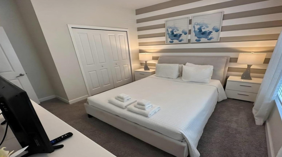 DAVENPORT, Florida 33896, 5 Bedrooms Bedrooms, ,4 BathroomsBathrooms,Residential,For Sale,STINGER,0,MFRO6402715