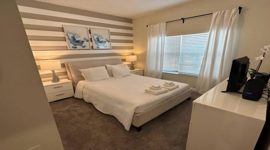 DAVENPORT, Florida 33896, 5 Bedrooms Bedrooms, ,4 BathroomsBathrooms,Residential,For Sale,STINGER,0,MFRO6402715