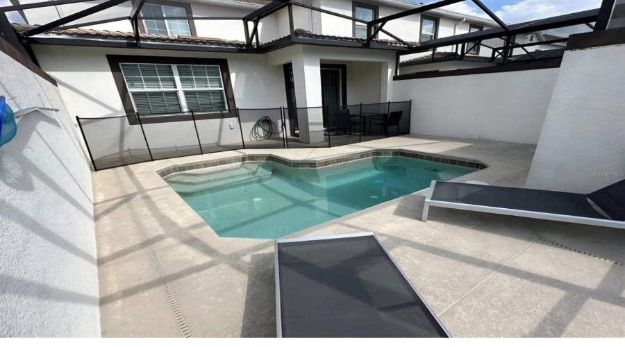 DAVENPORT, Florida 33896, 5 Bedrooms Bedrooms, ,4 BathroomsBathrooms,Residential,For Sale,STINGER,0,MFRO6402715