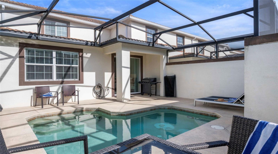 DAVENPORT, Florida 33896, 5 Bedrooms Bedrooms, ,4 BathroomsBathrooms,Residential,For Sale,STINGER,0,MFRO6402715