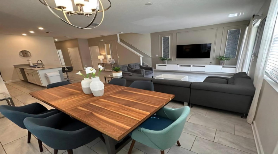 DAVENPORT, Florida 33896, 5 Bedrooms Bedrooms, ,4 BathroomsBathrooms,Residential,For Sale,STINGER,0,MFRO6402715