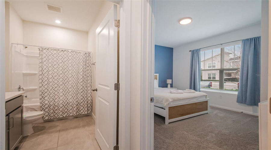 KISSIMMEE, Florida 34747, 4 Bedrooms Bedrooms, ,4 BathroomsBathrooms,Residential,For Sale,DISTANT SUN,0,MFRS5148713