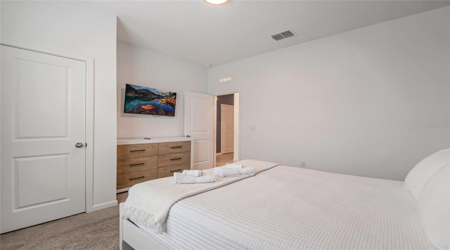 KISSIMMEE, Florida 34747, 4 Bedrooms Bedrooms, ,4 BathroomsBathrooms,Residential,For Sale,DISTANT SUN,0,MFRS5148713