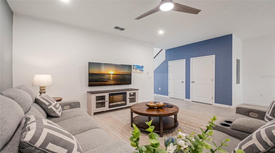 KISSIMMEE, Florida 34747, 4 Bedrooms Bedrooms, ,4 BathroomsBathrooms,Residential,For Sale,DISTANT SUN,0,MFRS5148713