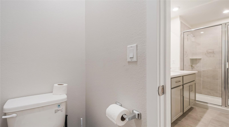 KISSIMMEE, Florida 34747, 4 Bedrooms Bedrooms, ,4 BathroomsBathrooms,Residential,For Sale,DISTANT SUN,0,MFRS5148713