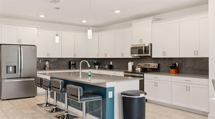 KISSIMMEE, Florida 34747, 6 Bedrooms Bedrooms, ,5 BathroomsBathrooms,Residential,For Sale,WHISTLING STRAITS,0,MFRS5148672