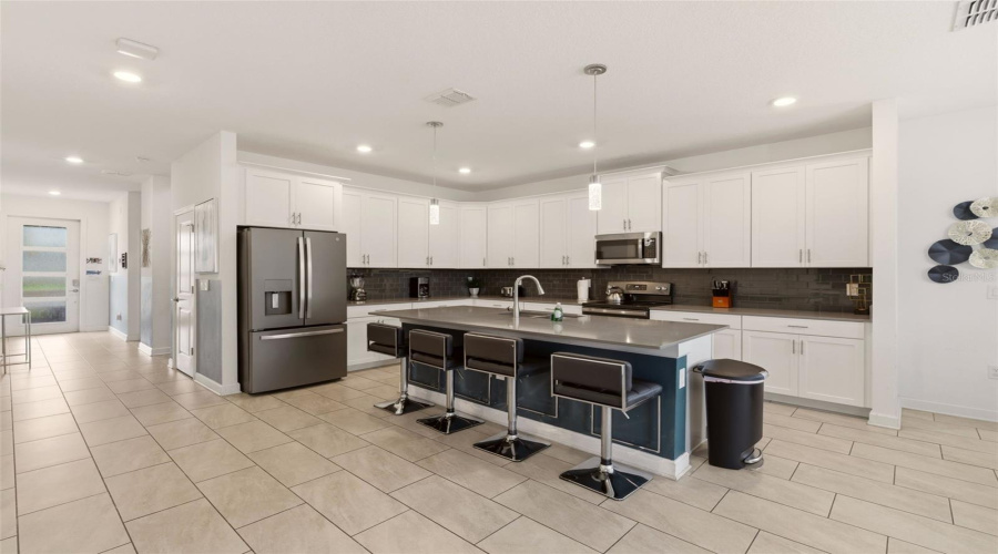 KISSIMMEE, Florida 34747, 6 Bedrooms Bedrooms, ,5 BathroomsBathrooms,Residential,For Sale,WHISTLING STRAITS,0,MFRS5148672