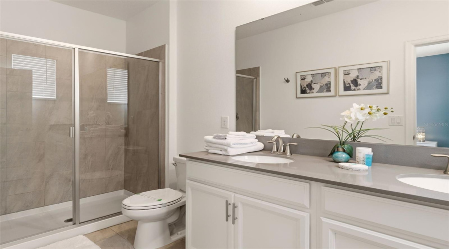 KISSIMMEE, Florida 34747, 6 Bedrooms Bedrooms, ,5 BathroomsBathrooms,Residential,For Sale,WHISTLING STRAITS,0,MFRS5148672