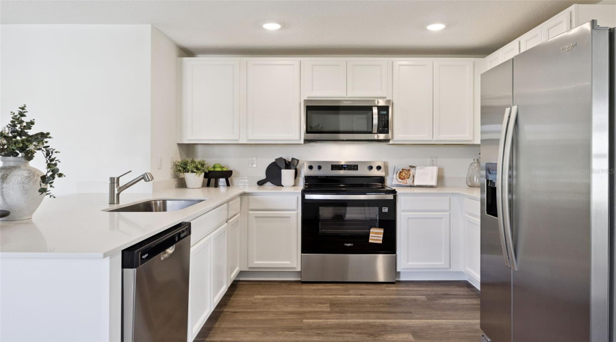 DAVENPORT, Florida 33837, 3 Bedrooms Bedrooms, ,2 BathroomsBathrooms,Residential,For Sale,MOUNTAIN,0,MFRO6393691