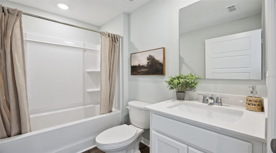 DAVENPORT, Florida 33837, 3 Bedrooms Bedrooms, ,2 BathroomsBathrooms,Residential,For Sale,MOUNTAIN,0,MFRO6393691