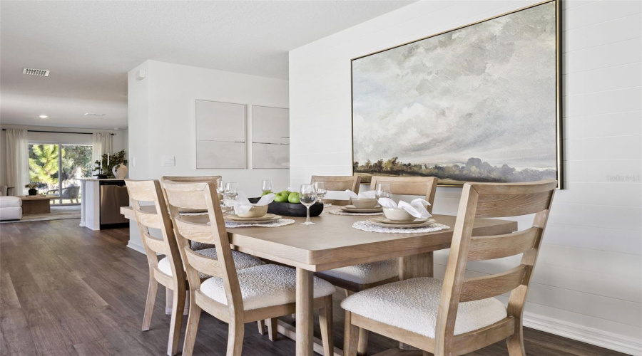 DAVENPORT, Florida 33837, 3 Bedrooms Bedrooms, ,2 BathroomsBathrooms,Residential,For Sale,MOUNTAIN,0,MFRO6393691