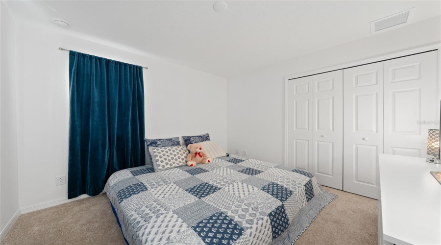 KISSIMMEE, Florida 34746, 5 Bedrooms Bedrooms, ,2 BathroomsBathrooms,Residential,For Sale,WOODMONT,0,MFRO6370421