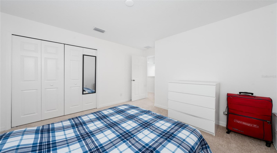 KISSIMMEE, Florida 34746, 5 Bedrooms Bedrooms, ,2 BathroomsBathrooms,Residential,For Sale,WOODMONT,0,MFRO6370421