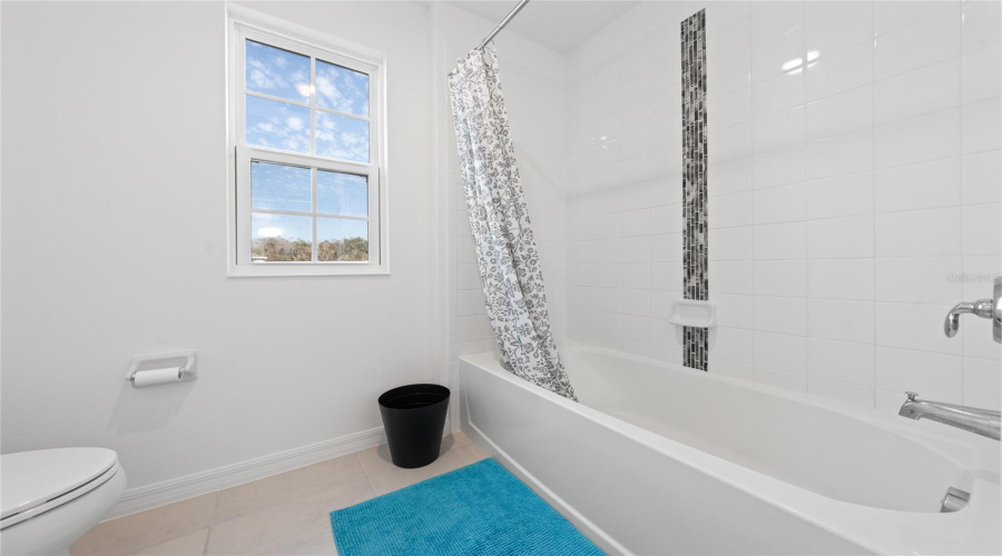 KISSIMMEE, Florida 34746, 5 Bedrooms Bedrooms, ,2 BathroomsBathrooms,Residential,For Sale,WOODMONT,0,MFRO6370421