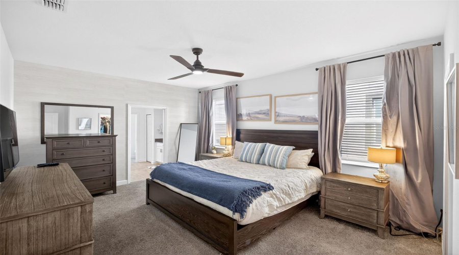 DAVENPORT, Florida 33896, 8 Bedrooms Bedrooms, ,5 BathroomsBathrooms,Residential,For Sale,SOMMERSET HILLS,0,MFRO6402019