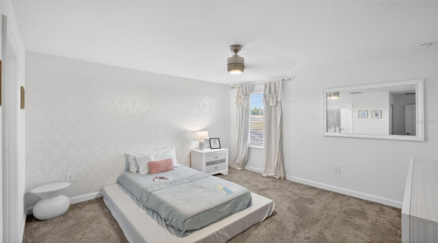 DAVENPORT, Florida 33896, 8 Bedrooms Bedrooms, ,5 BathroomsBathrooms,Residential,For Sale,SOMMERSET HILLS,0,MFRO6402019