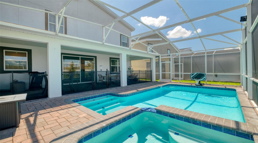 DAVENPORT, Florida 33896, 8 Bedrooms Bedrooms, ,5 BathroomsBathrooms,Residential,For Sale,SOMMERSET HILLS,0,MFRO6402019