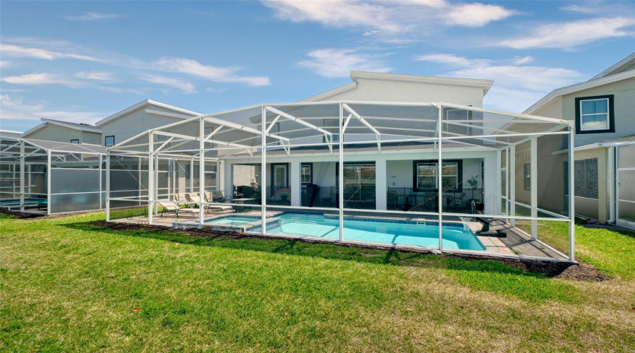 DAVENPORT, Florida 33896, 8 Bedrooms Bedrooms, ,5 BathroomsBathrooms,Residential,For Sale,SOMMERSET HILLS,0,MFRO6402019