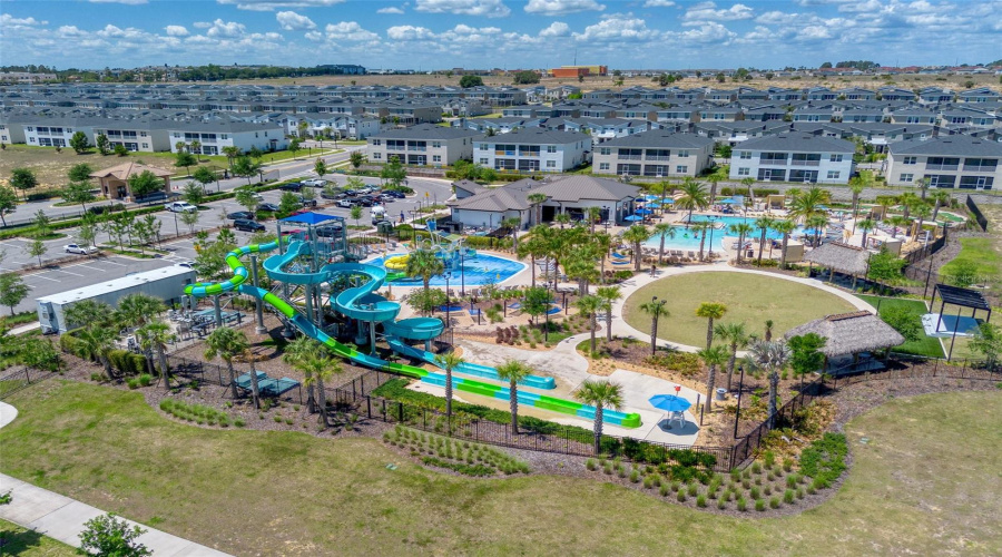 DAVENPORT, Florida 33896, 8 Bedrooms Bedrooms, ,5 BathroomsBathrooms,Residential,For Sale,SOMMERSET HILLS,0,MFRO6402019