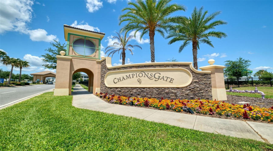 DAVENPORT, Florida 33896, 8 Bedrooms Bedrooms, ,5 BathroomsBathrooms,Residential,For Sale,SOMMERSET HILLS,0,MFRO6402019