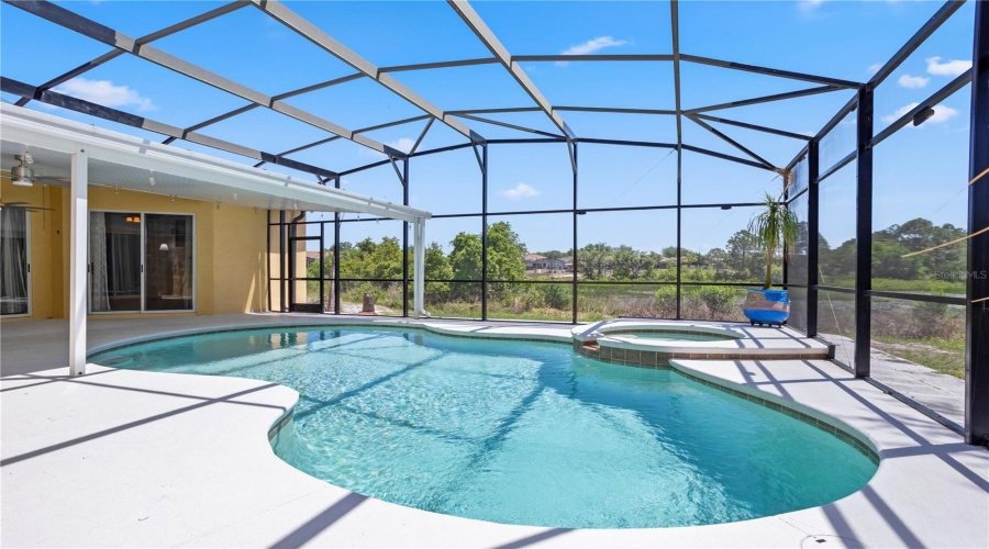 DAVENPORT, Florida 33837, 4 Bedrooms Bedrooms, ,3 BathroomsBathrooms,Residential,For Sale,GRAND RESERVE,0,MFRO6400704