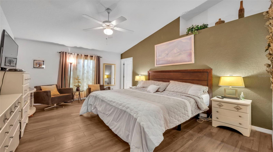 DAVENPORT, Florida 33897, 4 Bedrooms Bedrooms, ,2 BathroomsBathrooms,Residential,For Sale,HERRING,0,MFRO6402520