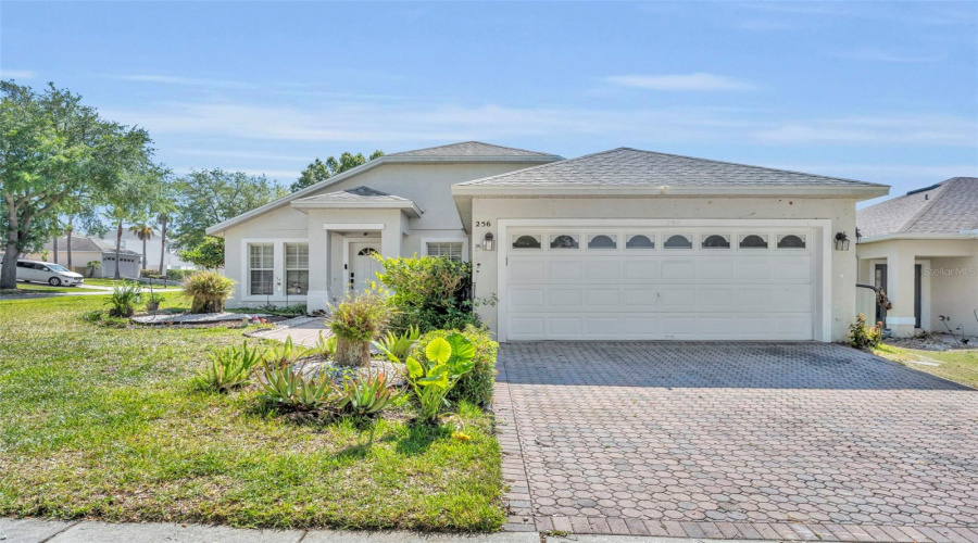 DAVENPORT, Florida 33897, 4 Bedrooms Bedrooms, ,2 BathroomsBathrooms,Residential,For Sale,HERRING,0,MFRO6402520