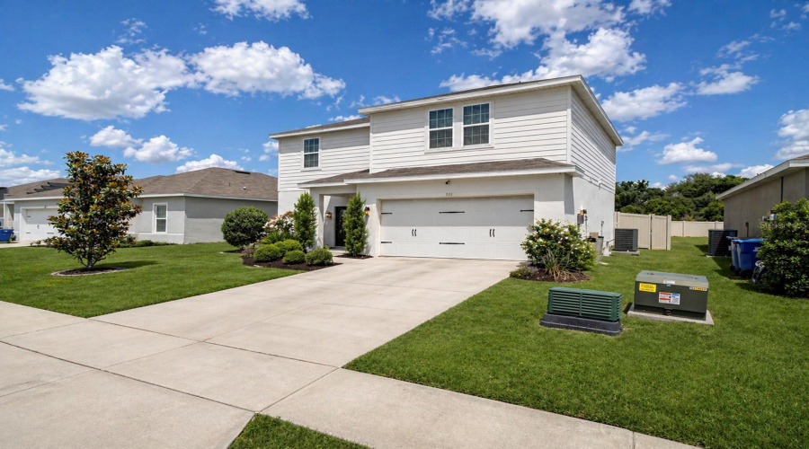 DAVENPORT, Florida 33837, 4 Bedrooms Bedrooms, ,2 BathroomsBathrooms,Residential,For Sale,FIDDLEWOOD,0,MFRO6402615