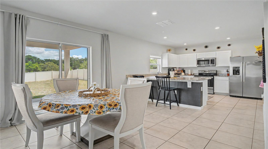 DAVENPORT, Florida 33837, 4 Bedrooms Bedrooms, ,2 BathroomsBathrooms,Residential,For Sale,FIDDLEWOOD,0,MFRO6402615