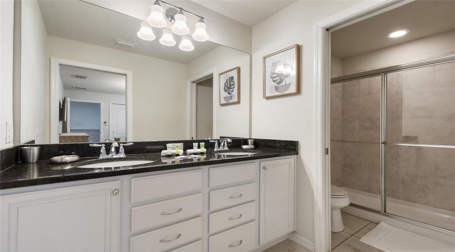 KISSIMMEE, Florida 34747, 8 Bedrooms Bedrooms, ,6 BathroomsBathrooms,Residential,For Sale,RHODES,0,MFRO6399447