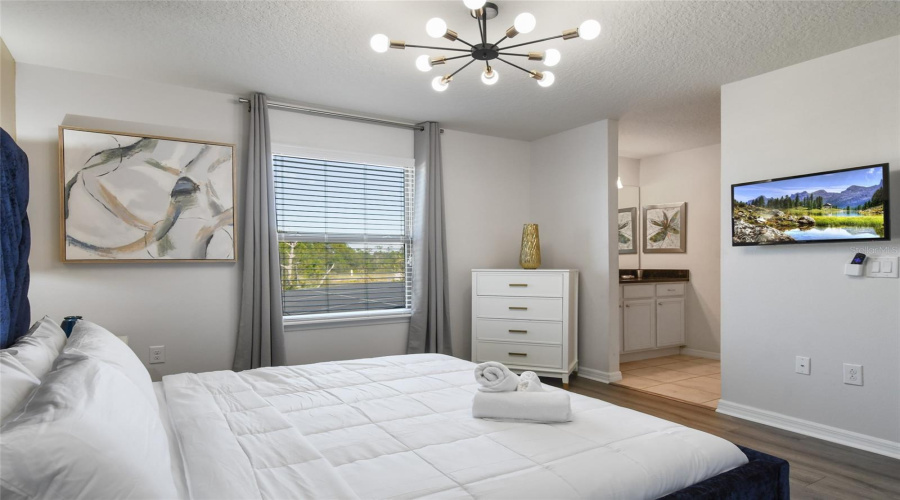 KISSIMMEE, Florida 34747, 8 Bedrooms Bedrooms, ,6 BathroomsBathrooms,Residential,For Sale,RHODES,0,MFRO6399447