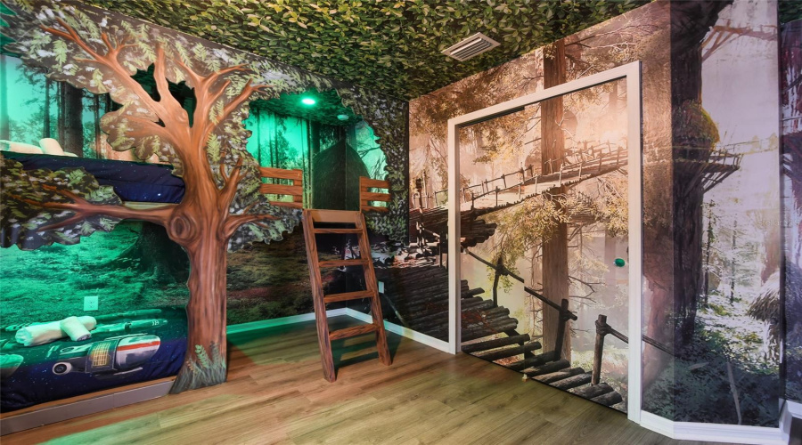 KISSIMMEE, Florida 34747, 8 Bedrooms Bedrooms, ,6 BathroomsBathrooms,Residential,For Sale,RHODES,0,MFRO6399447