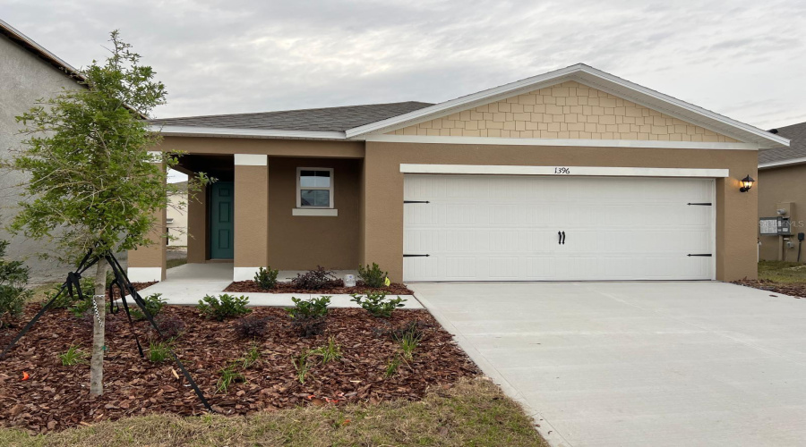 DAVENPORT, Florida 33837, 3 Bedrooms Bedrooms, ,2 BathroomsBathrooms,Residential,For Sale,BERRY,0,MFRS5136280