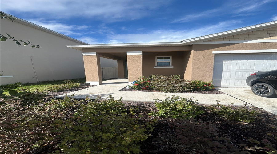 DAVENPORT, Florida 33837, 3 Bedrooms Bedrooms, ,2 BathroomsBathrooms,Residential,For Sale,BERRY,0,MFRS5136280