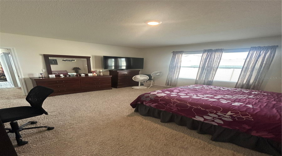 DAVENPORT, Florida 33837, 3 Bedrooms Bedrooms, ,2 BathroomsBathrooms,Residential,For Sale,BERRY,0,MFRS5136280