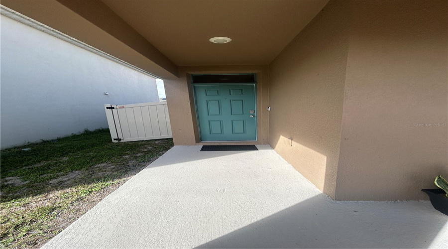 DAVENPORT, Florida 33837, 3 Bedrooms Bedrooms, ,2 BathroomsBathrooms,Residential,For Sale,BERRY,0,MFRS5136280
