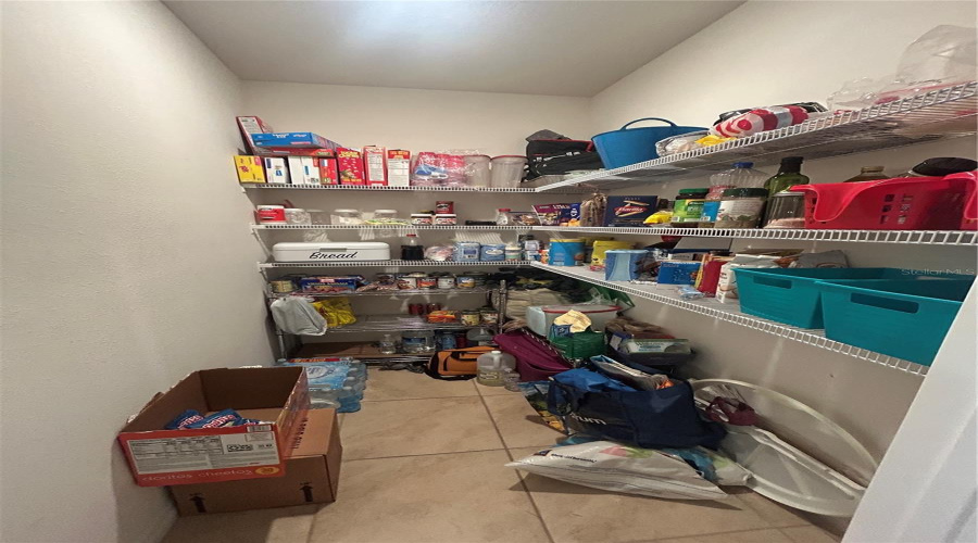 DAVENPORT, Florida 33837, 3 Bedrooms Bedrooms, ,2 BathroomsBathrooms,Residential,For Sale,BERRY,0,MFRS5136280